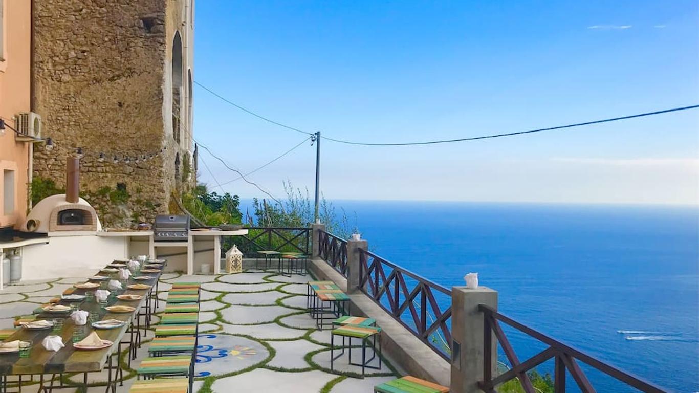 أفيتاكامير سانت ألفونسو