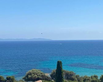 Nice And Bright 60 M With Terrace View On The Sea - Ajaccio - Badkamer