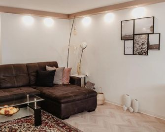 Fewo B50 - Beckingen - Huiskamer