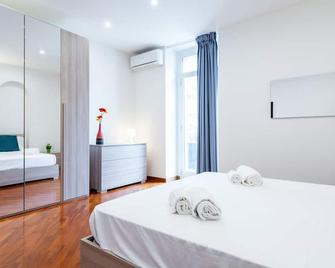 Vgm Iolanda Apartments - Bari - Camera da letto