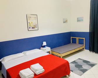 Flyresidence Garibaldi - Nápoles - Habitación