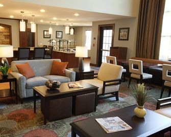 Staybridge Suites Lakeland West By IHG - Lakeland - Sala de estar