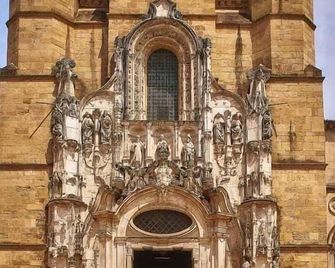Casa Ceedina Bed And Breakfast & Beauty - Batalha