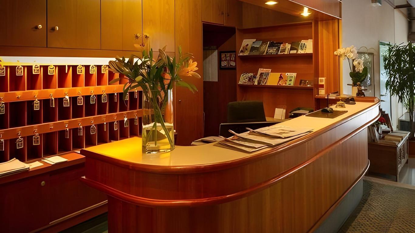 domus Hotel