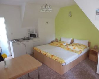 Bramkamp Pension - Dallgow-Döberitz - Habitación
