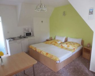 Bramkamp Pension - Dallgow-Döberitz - Bedroom