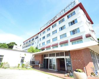 Suzunami - Toba - Edificio