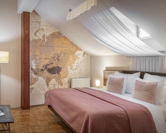 6 Continents Apartments By Adrez - Praga - Habitación