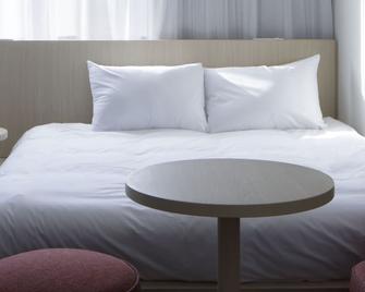 Soki Kanazawa - קאנאזוואה - חדר שינה