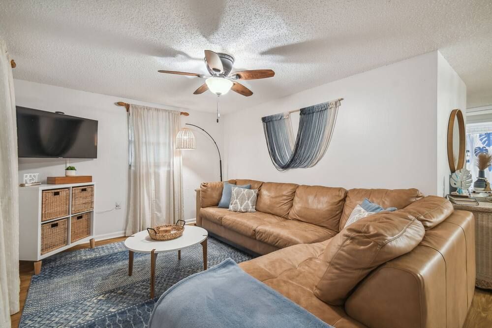 Manatee Cove Apartment Star5Vacations - Weeki Wachee - Sala de estar