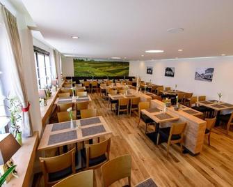 Gasthof Hotel zum Rebstock - Malterdingen - Restaurante