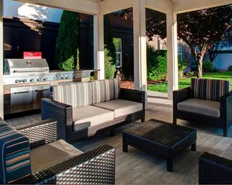 TownePlace Suites by Marriott Fresno - Fresno - Patio