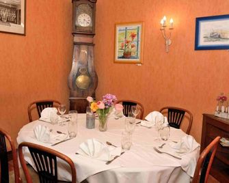 Logis Hotel & Restaurant - Le Saint Sébastien - Blendecques - Restaurant