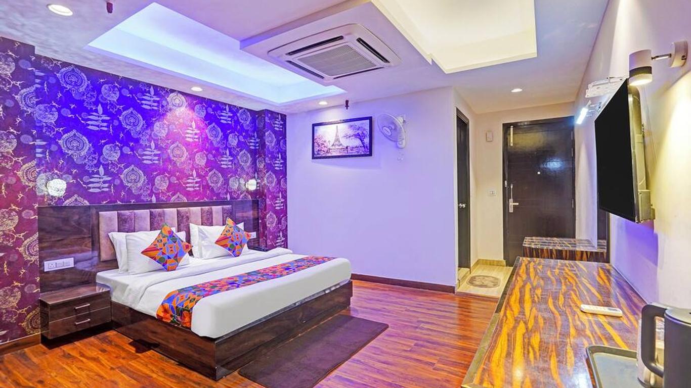 Fabhotel Galaxy - Nr Patel Nagar Metro