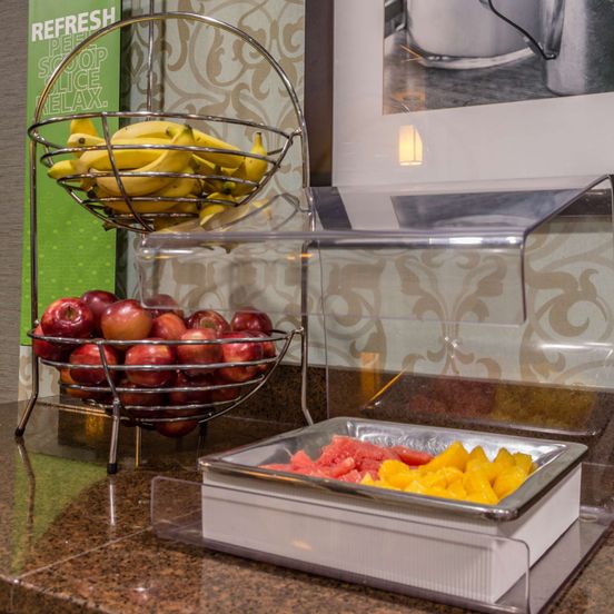 Buffet view of Hampton Inn Winchester-University/Mall Area