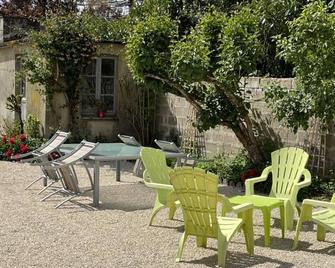 Gite Veuzain-sur-Loire, 3 bedrooms, 6 persons - Chaumont-sur-Loire - Patio