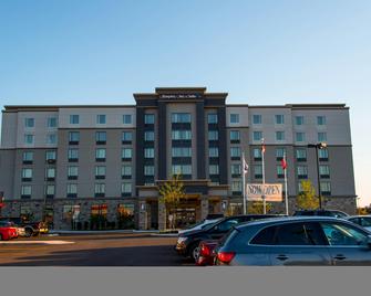 Hampton Inn & Suites by Hilton Bolton - Caledon - Building