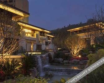Ronghui Hot Spring Resort - Chongqing - Vista del exterior