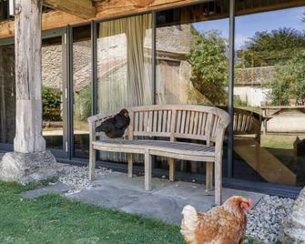 Tinkley Cottage - Stonehouse - Patio