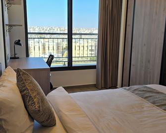 Alshakreen suites - Amman - Bedroom