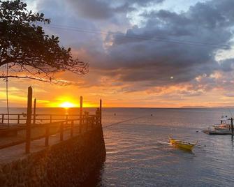 Dive and Trek Resort & Marine Sanctuary - Ciudad de Batangas - Playa