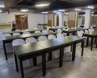 Level 007 Hotels and Resorts Inc - Tagbilaran City - Restaurace