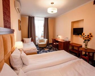 Hotel Hubertus Rzeszów - Rzeszow - Bedroom