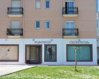 Albergue Credencial - Sarria - Building