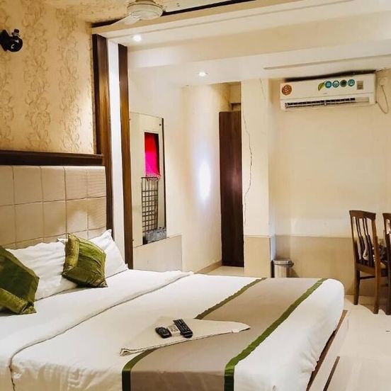 Hotel Regal Inn Andheri - Nearest Mumbai Airport T1 image 1