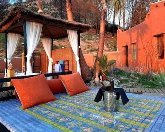 Casa Pino with private pool and garden - Casares - Patio