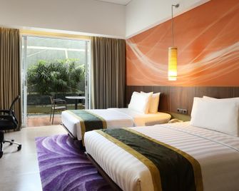 Holiday Inn Bandung Pasteur By IHG - Bandung - Habitación
