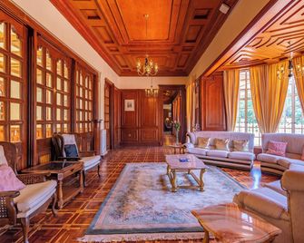 Muthu Sovereign Suites & Spa, Limuru Road, Nairobi - Nairobi - Lounge