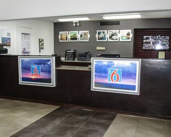 Motel 6 Alexandria-South, LA - Alexandria - Recepción