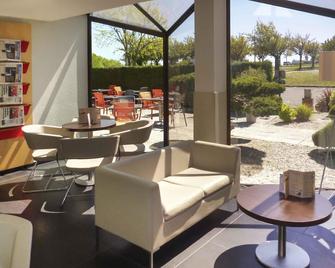 ibis Saintes - Saintes - Bar