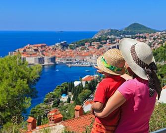 Room in Dubrovnik with air conditioning, WiFi washing machine 4246-3 - Dubrovnik