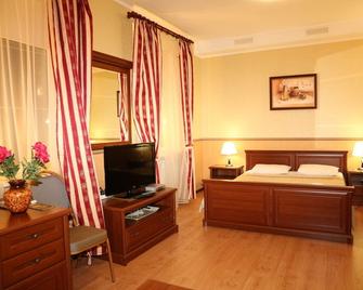Korona Hostel - Boryspil’ - Bedroom