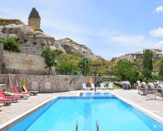 Grand Elite Cave Suites - Göreme - Pool