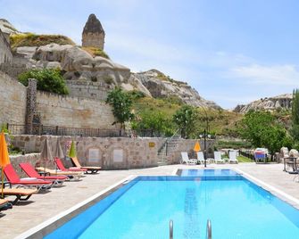 Grand Elite Cave Suites - Goreme - Piscina