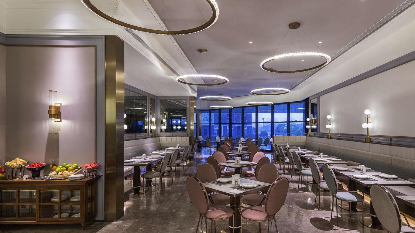 Mercure Suzhou Jinji Lake