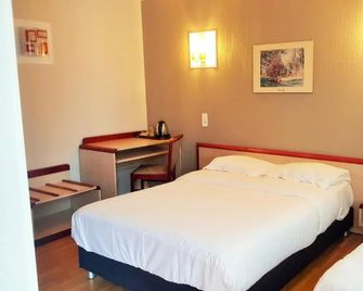 Modern'Hotel - Valenciennes