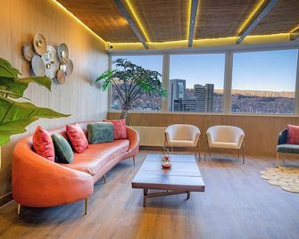 Illampu Art Boutique Hotel - La Paz - Salónek