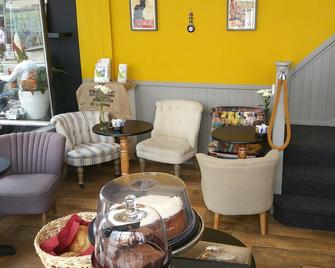 Cafe Guest House 34 - Poole - Lounge