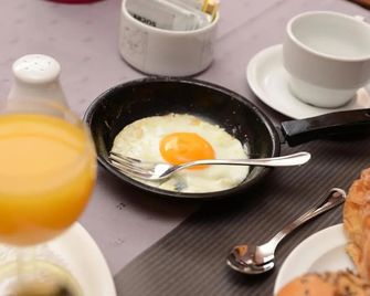 Focus Hotel - Courtrai - Comida