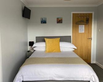 Innisfree Guest House - Fort William - Bedroom