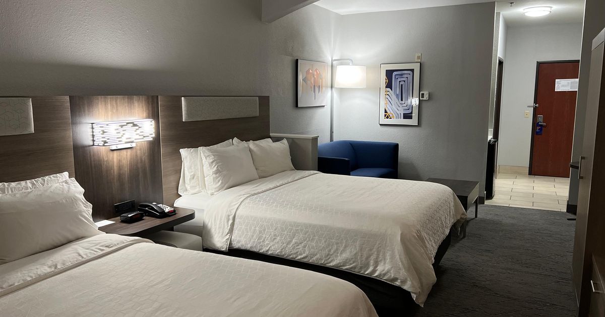 Holiday Inn Express & Suites Woodward Hwy 270 à partir de 105 €. Hôtels