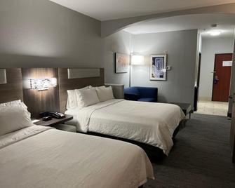 Holiday Inn Express & Suites Woodward, An IHG Hotel - Woodward - Bedroom
