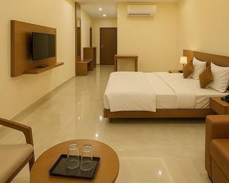 Stay Guru The Canyon Inn - Bhuj - Bedroom