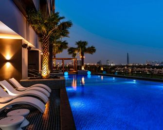 Aloft Dubai Creek - Dubai - Pool