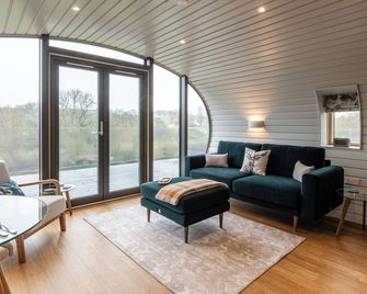 Unique 1 Bedroom Eco-Retreat in Old Chalford! - Chipping Norton - Sala de estar