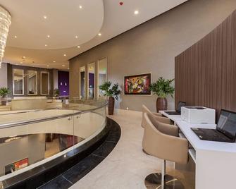 فندق شتاينبيرغير التحرير - القاهرة - ردهة